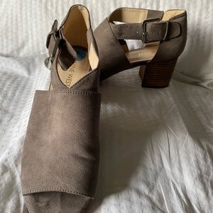 Nine West Taupe Suede Buckle Closure Sling Back Stacked Heel